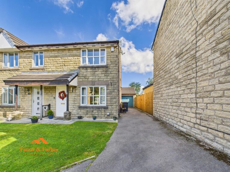 Knotts Drive, Colne