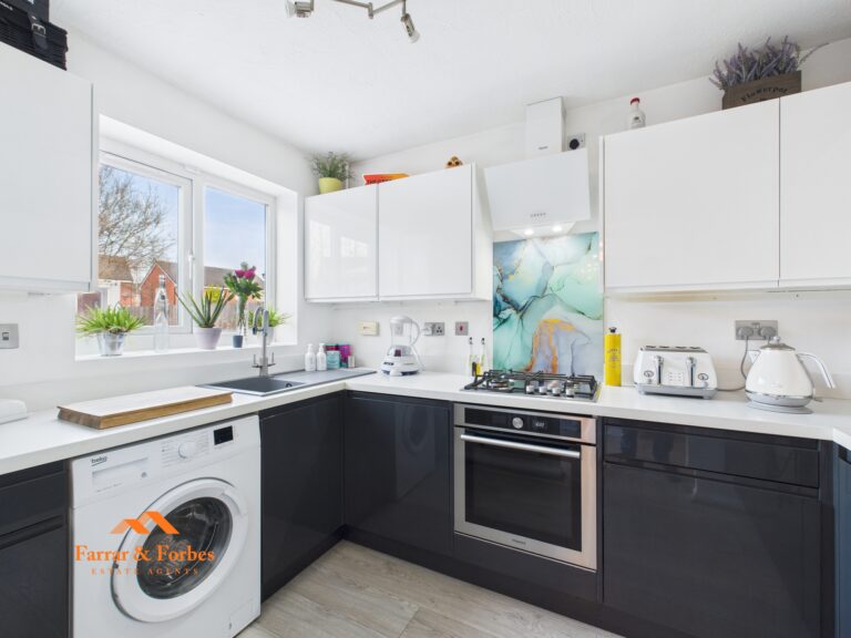 Chiffon Way, Salford, M3