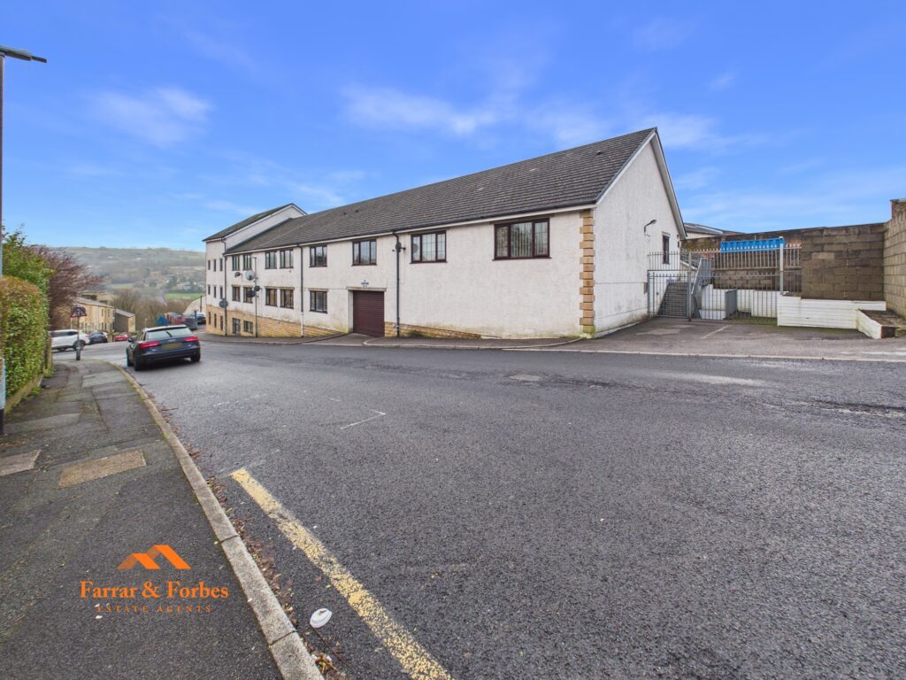 Colne Lane, Colne, BB8 | Farrar & Forbes