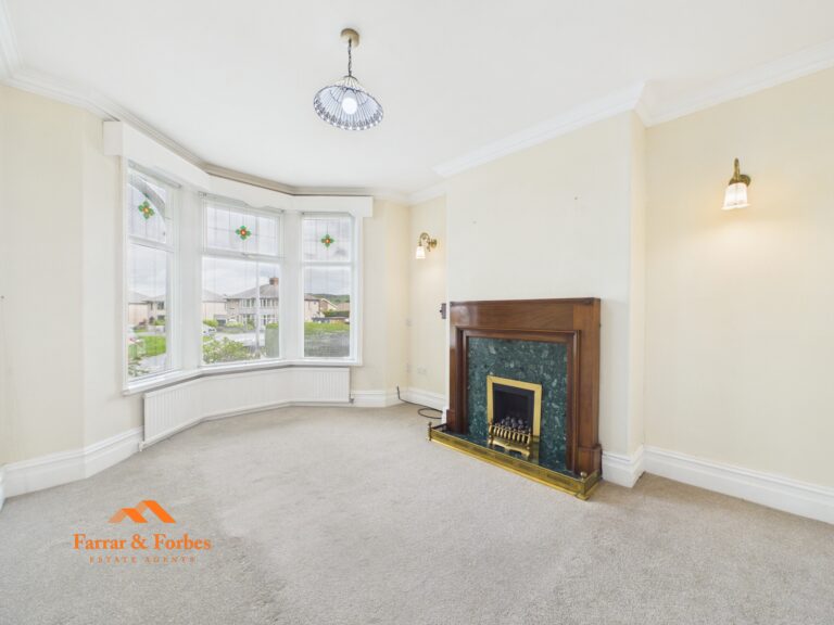 Regent Avenue, Colne, BB8