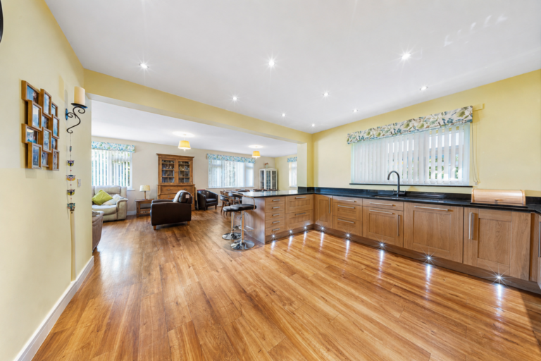 Carr Hall Drive, Barrowford, BB9