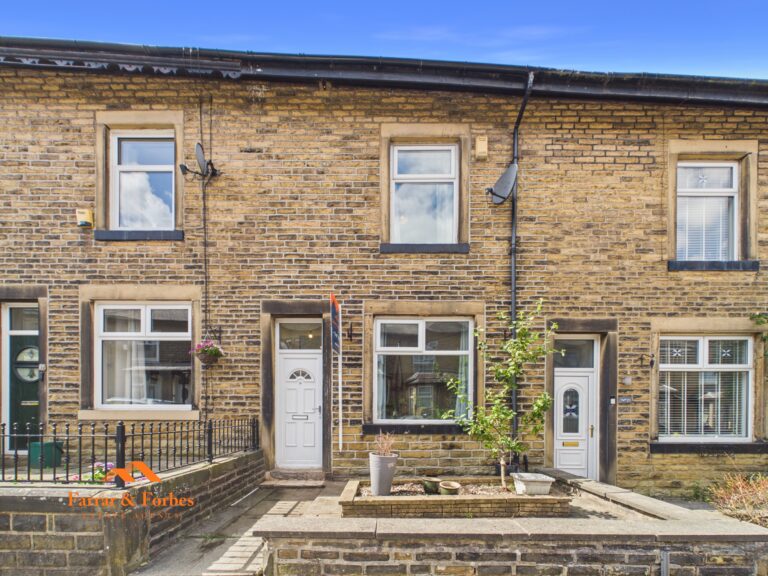 Higgin Street, Colne, BB8